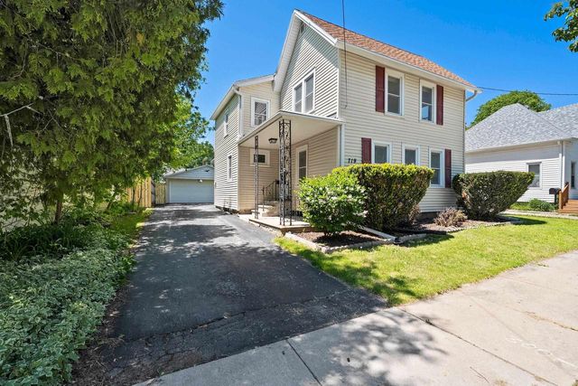 719 N FAIR STREET, Appleton, WI 54911