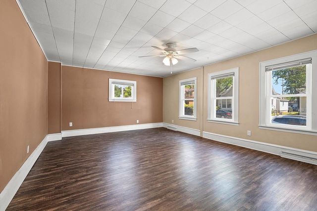 719 N FAIR STREET, Appleton, WI 54911