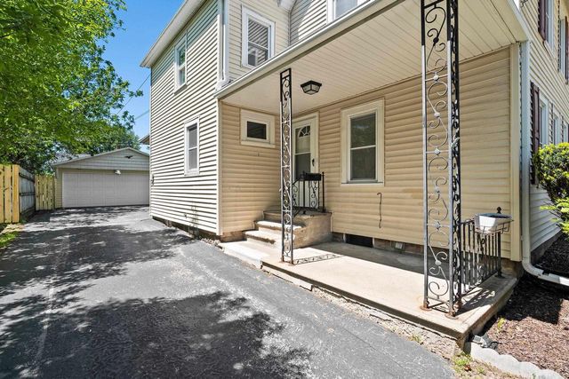 719 N FAIR STREET, Appleton, WI 54911