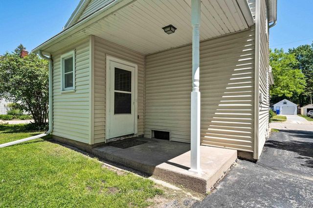 719 N FAIR STREET, Appleton, WI 54911
