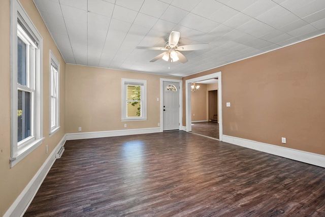 719 N FAIR STREET, Appleton, WI 54911