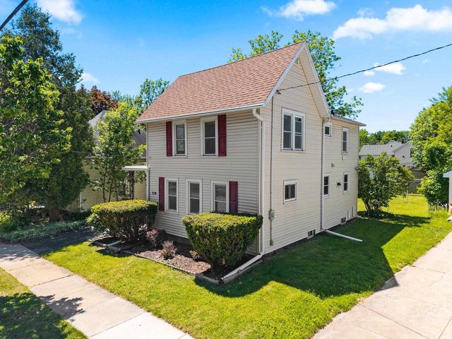 719 N FAIR STREET, Appleton, WI 54911