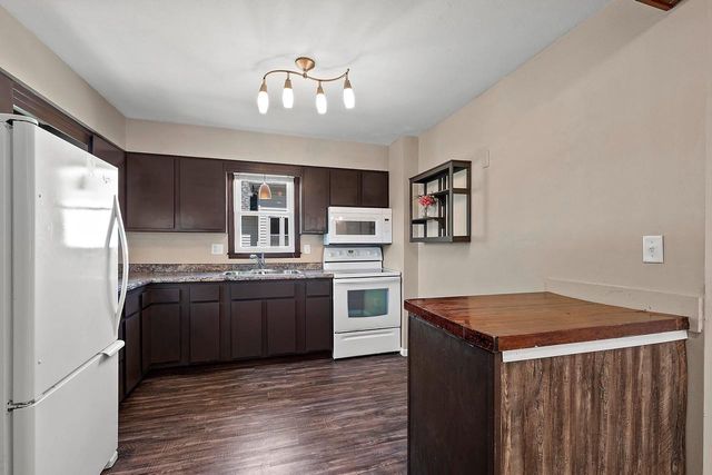 719 N FAIR STREET, Appleton, WI 54911