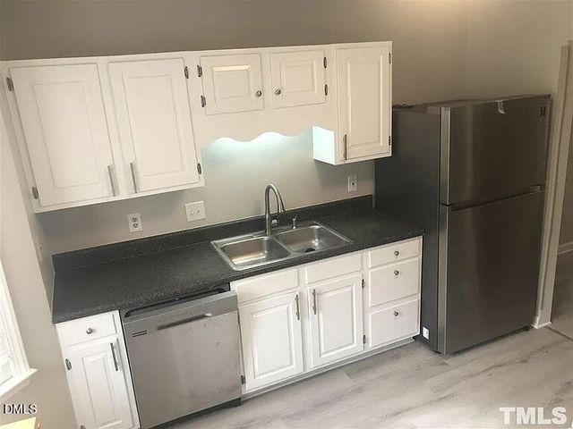 6577 English Oaks Drive, Raleigh, NC 27615