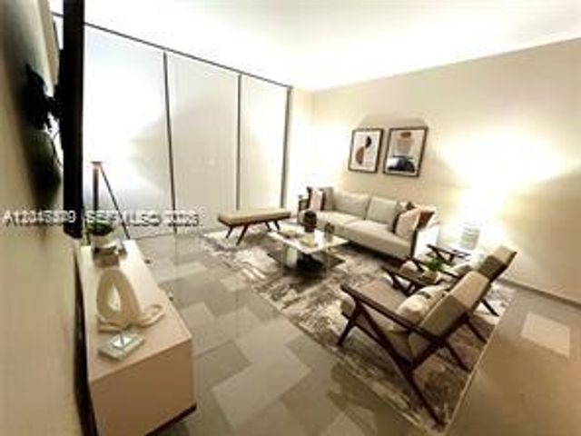 68 SE 6th Street 906, Miami, FL 33131