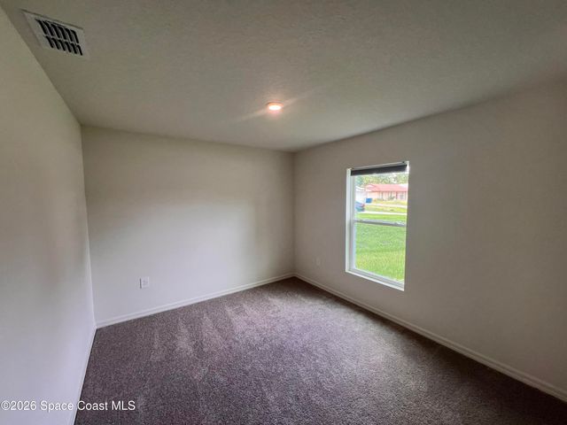 2182 Watkins Road SE, Palm Bay, FL 32909