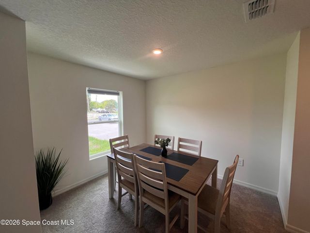 2182 Watkins Road SE, Palm Bay, FL 32909