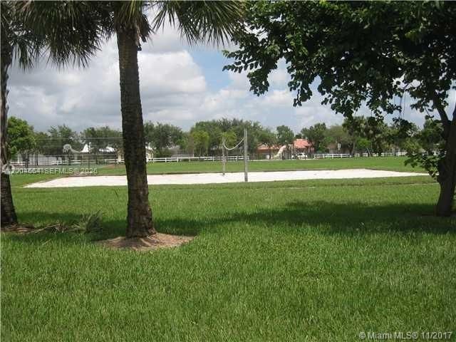 4116 NW 88th Ave 104, Coral Springs, FL 33065