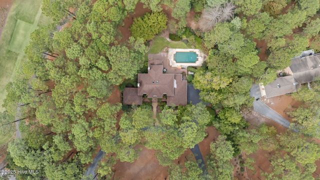 35 Lake Dornoch Drive, Pinehurst, NC 28374