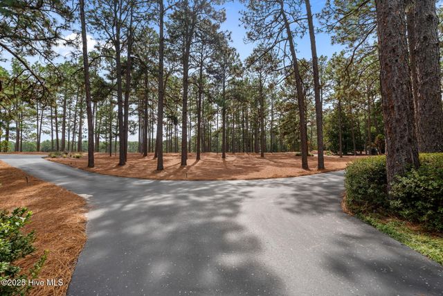 35 Lake Dornoch Drive, Pinehurst, NC 28374