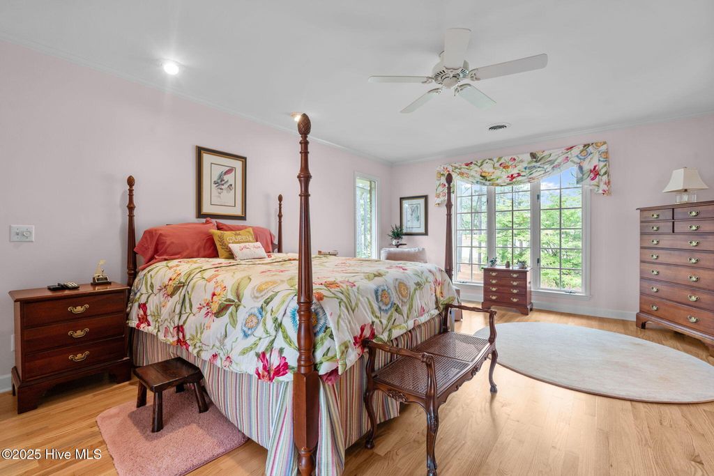 Image 34 of property listing at 35 Lake Dornoch Drive, Pinehurst, NC 28374