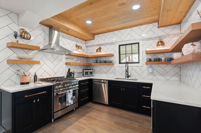 403 Sumter Street, Charleston, SC 29403