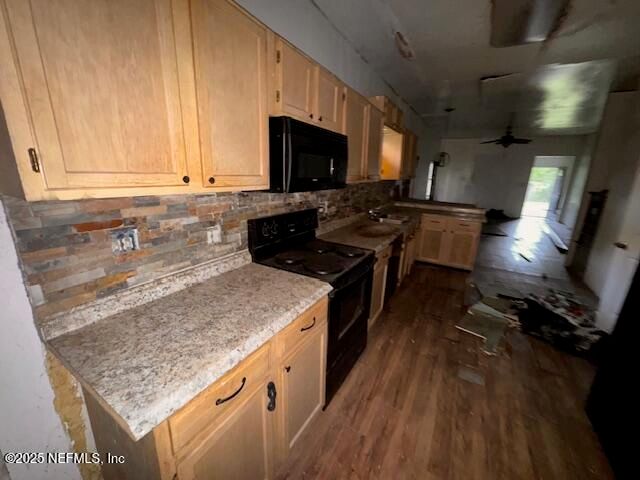 6145 FINCH Avenue, Jacksonville, FL 32219