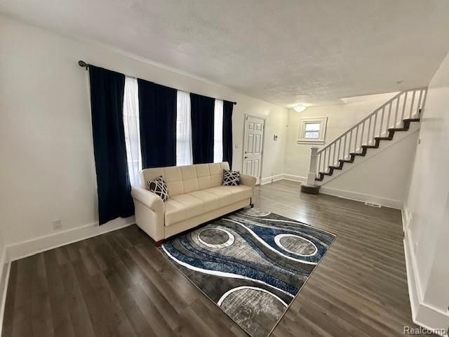 3575 S Annabelle Street, Detroit, MI 48217