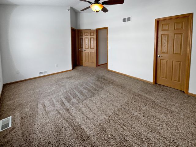 6829 Narcissus Lane N 304, Maple Grove, MN 55311