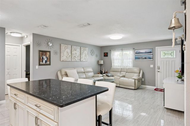 861 ALTON AVENUE, Orlando, FL 32804