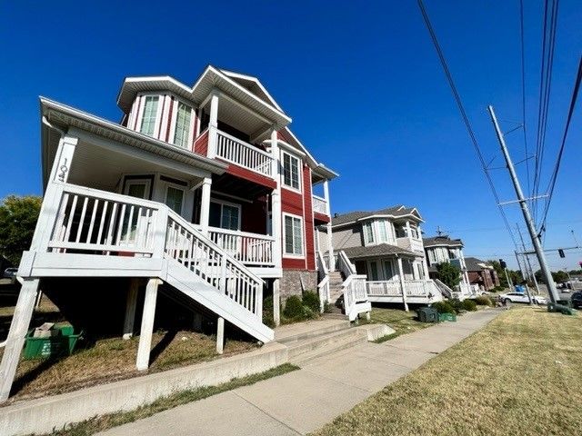 1087 N Leverett Avenue, Fayetteville, AR 72701
