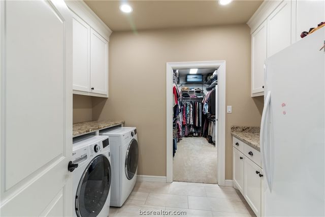 5028 Vintage Oaks Court, College Station, TX 77845