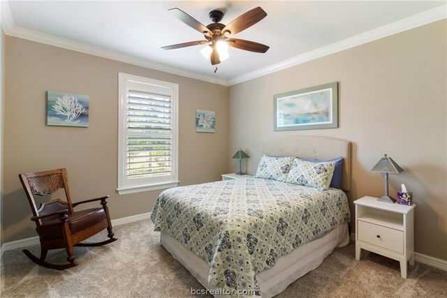 5028 Vintage Oaks Court, College Station, TX 77845