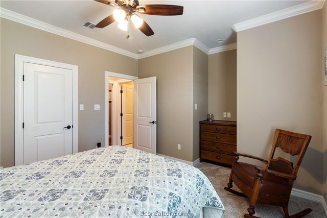 5028 Vintage Oaks Court, College Station, TX 77845