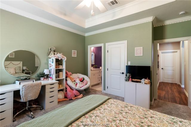 5028 Vintage Oaks Court, College Station, TX 77845