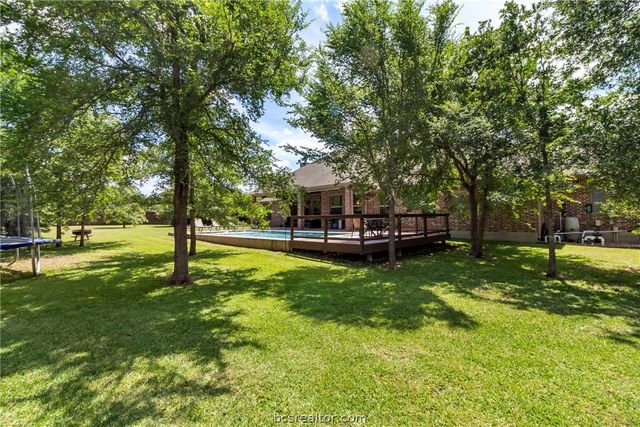5028 Vintage Oaks Court, College Station, TX 77845