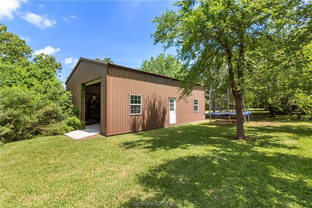 5028 Vintage Oaks Court, College Station, TX 77845