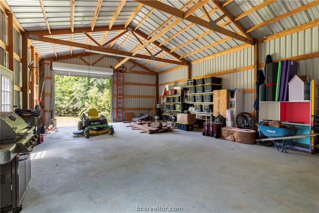 5028 Vintage Oaks Court, College Station, TX 77845