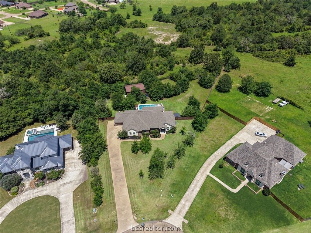 5028 Vintage Oaks Court, College Station, TX 77845 — photo 2