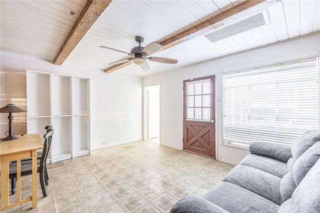 3339 E Avenue S, Palmdale, CA 93550