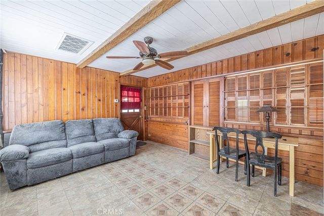 3339 E Avenue S, Palmdale, CA 93550