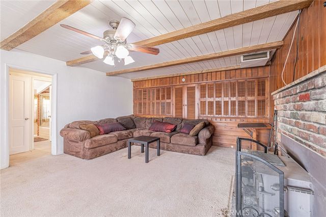 3339 E Avenue S, Palmdale, CA 93550