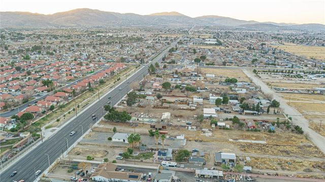 3339 E Avenue S, Palmdale, CA 93550