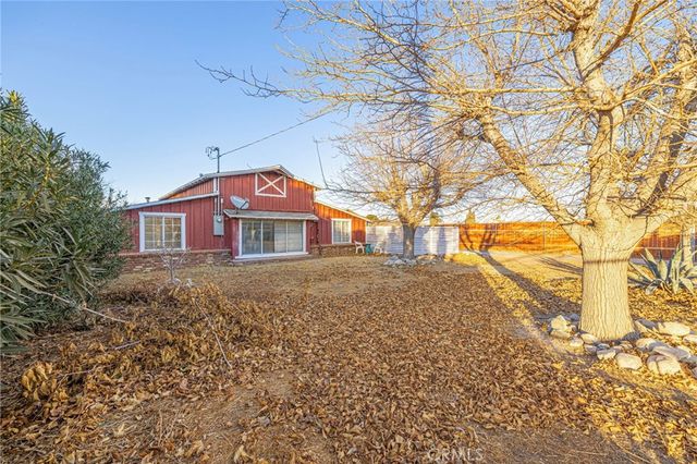 3339 E Avenue S, Palmdale, CA 93550