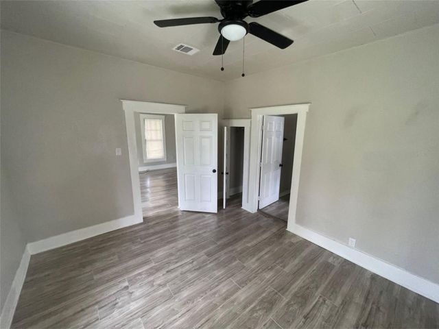 2010 13th Street, Port Arthur, TX 77640