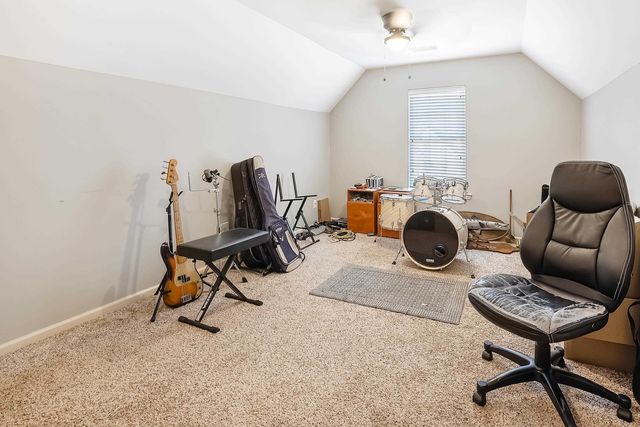 6520 W Caribbean Drive, Benton, AR 72019