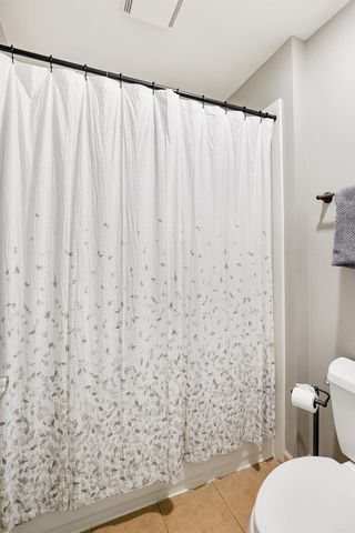 6520 W Caribbean Drive, Benton, AR 72019