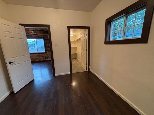 810 8TH ALY, Crivitz, WI 54114