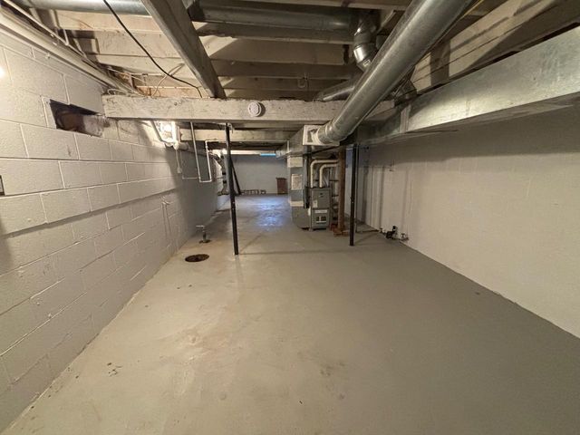 810 8TH ALY, Crivitz, WI 54114