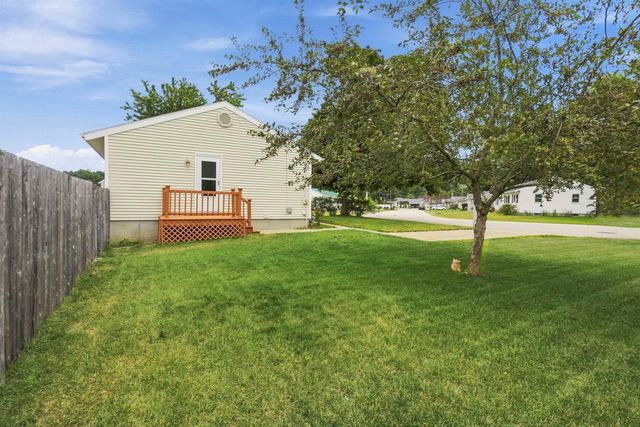 6 Galway Road, Nashua, NH 03062