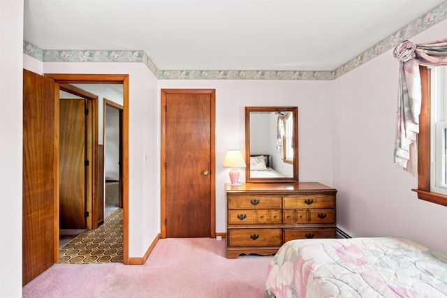 6 Galway Road, Nashua, NH 03062