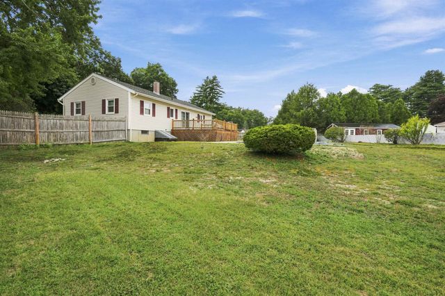6 Galway Road, Nashua, NH 03062