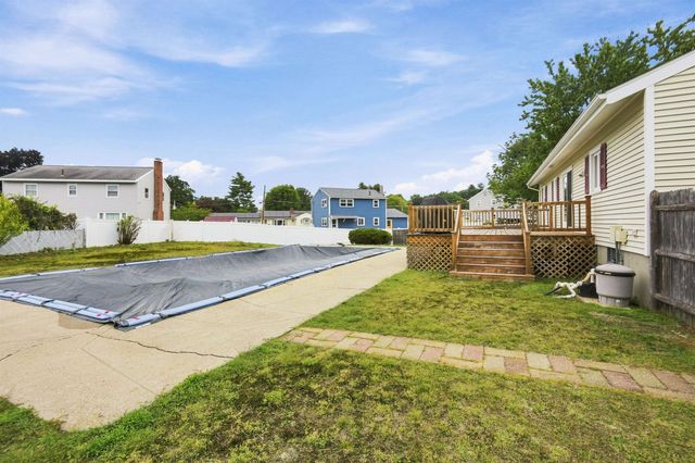 6 Galway Road, Nashua, NH 03062