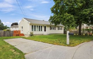 6 Galway Road, Nashua, NH 03062