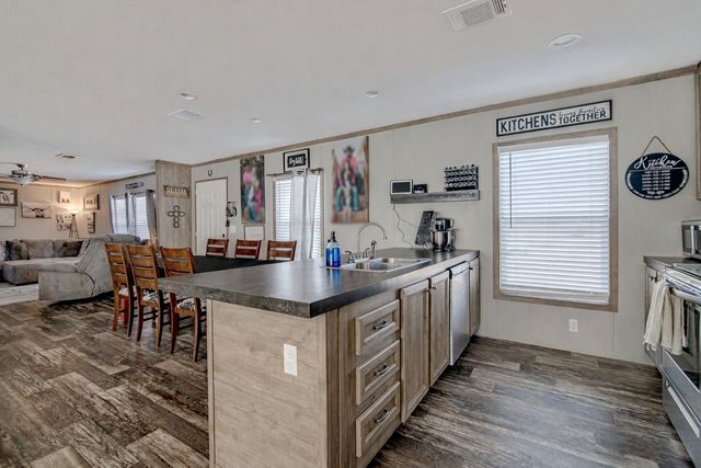 334 Lake Whitney Drive, Whitney, TX 76692