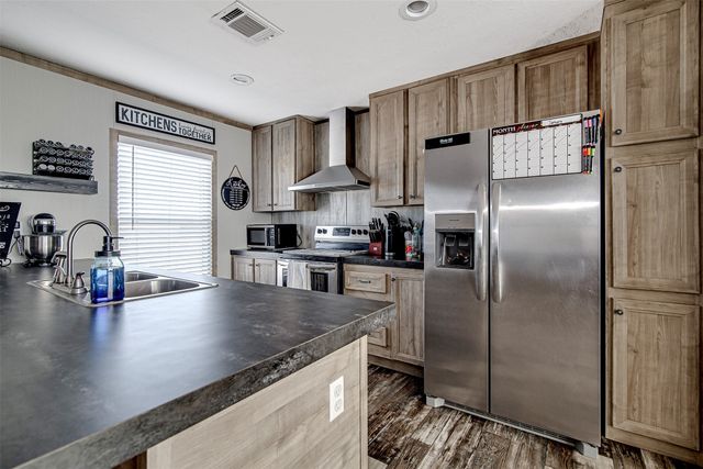 334 Lake Whitney Drive, Whitney, TX 76692