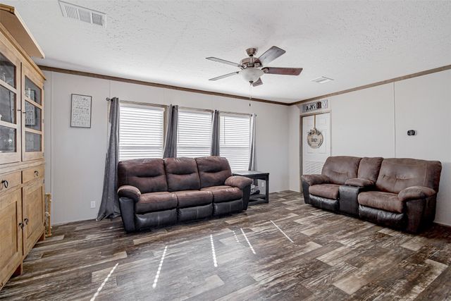 334 Lake Whitney Drive, Whitney, TX 76692