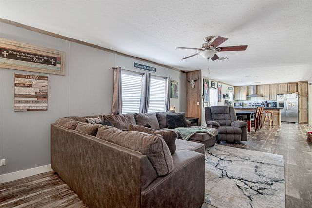 334 Lake Whitney Drive, Whitney, TX 76692