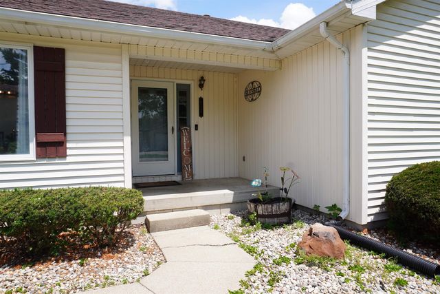 512 E 4th Street, Monon, IN 47959
