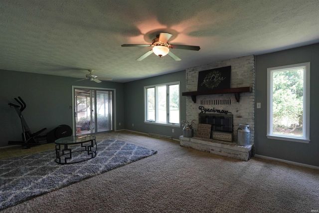 512 E 4th Street, Monon, IN 47959